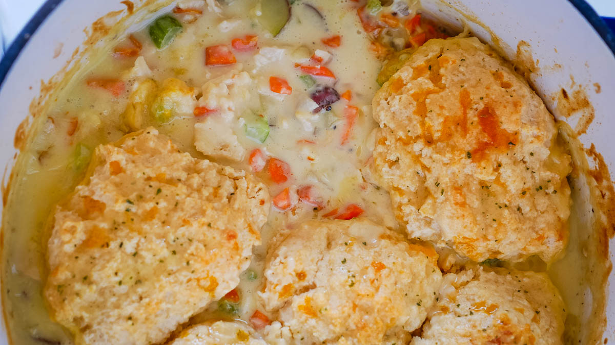 Whip Up Southern Comfort: 17 Easy & Authentic Recipes for Your Kitchen